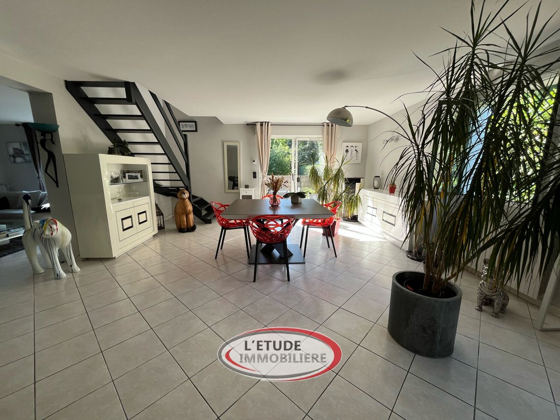 House in La Chapelle-sur-Erdre, Pays de la Loire, France 2 - 18388558
