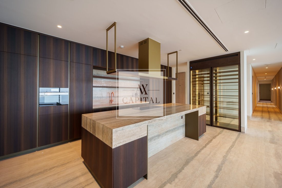 Apartment in Umm Suqeim, Dubai, United Arab Emirates 4 - 18388374