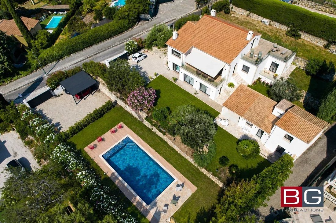 House in Brusquet-Retenaou-Devens, Vallauris, France 2 - 18347496