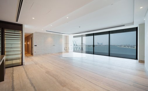 Apartment in Umm Suqeim, Dubai, United Arab Emirates 1