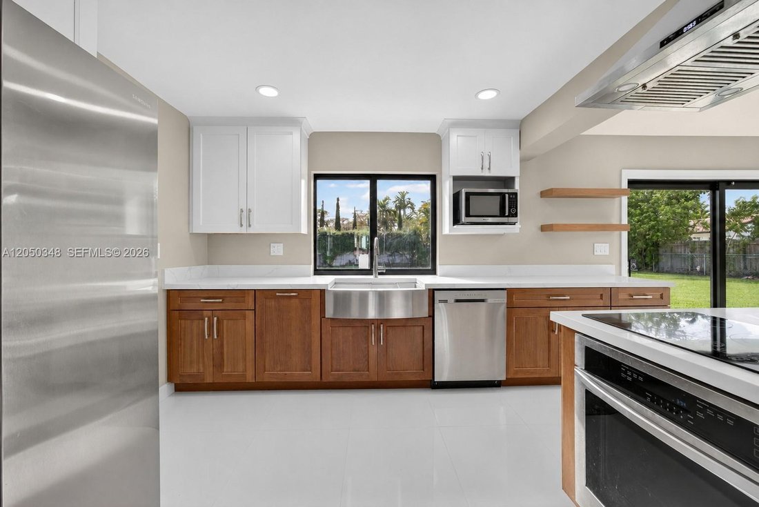 House in Miami, Florida, United States 5 - 18388727