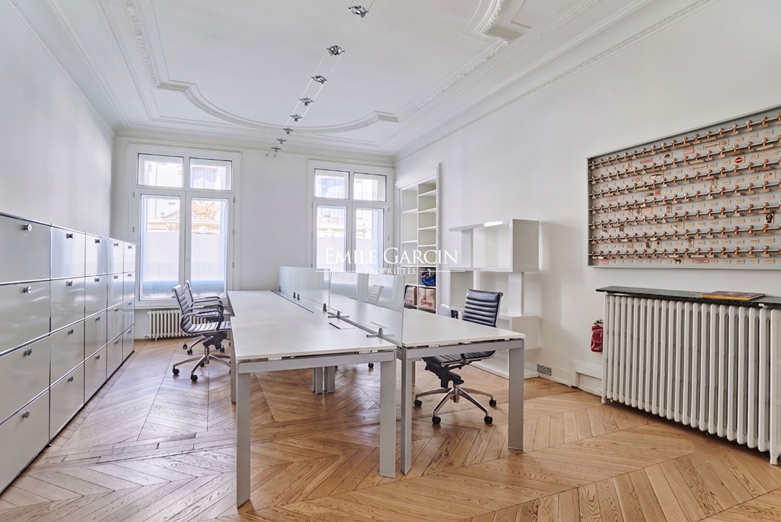 Apartment in Pereire-Malesherbes, Paris 17e Arrondissement, Paris 4 - 18388883