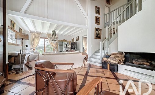 House in Nord Ouest, Sautron, France 1