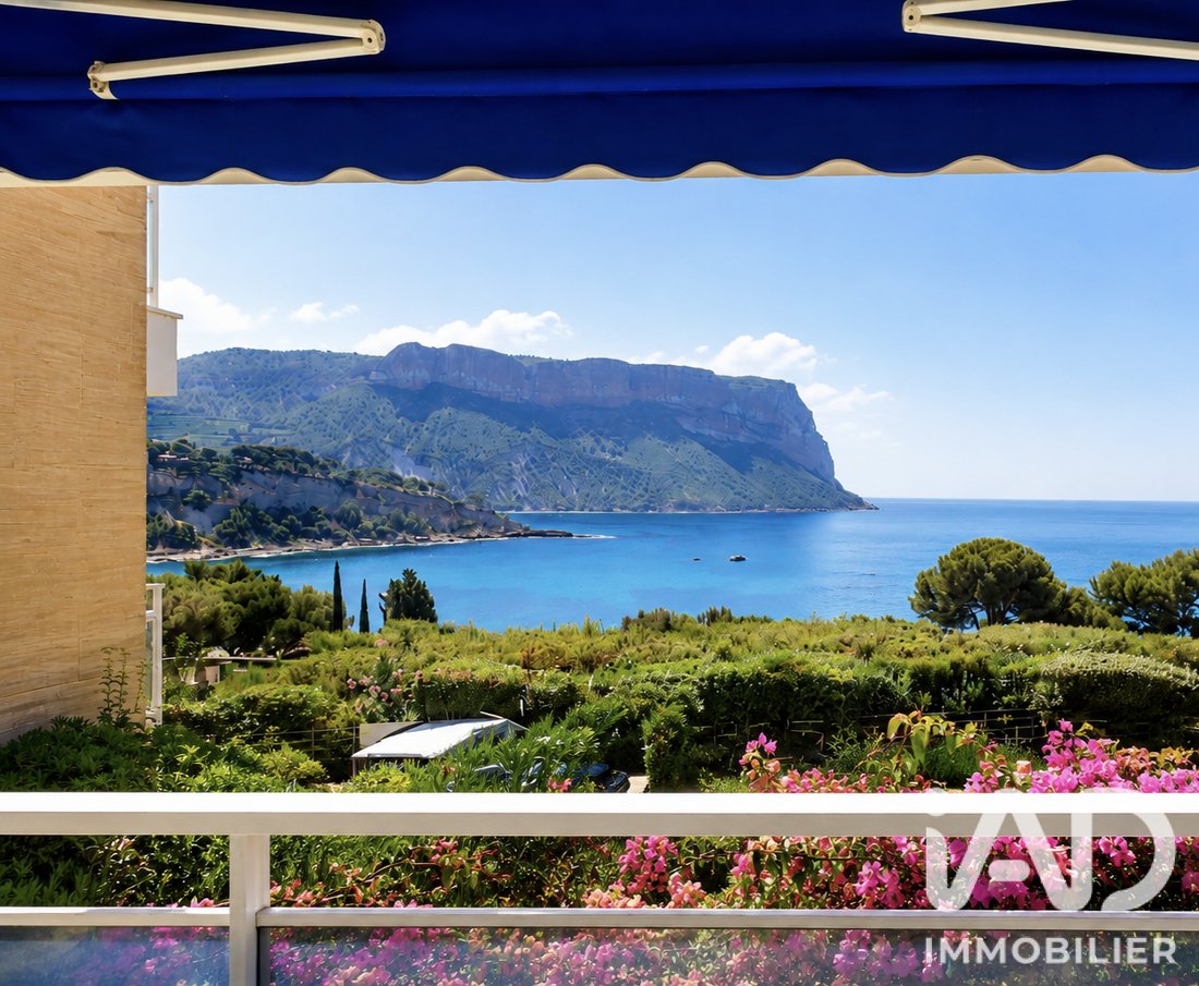 Apartment in Petite Couronne, Cassis, France 1 - 18390957