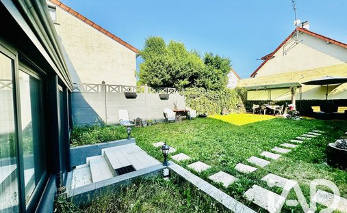 House in Centre I, Choisy-le-Roi, France 1