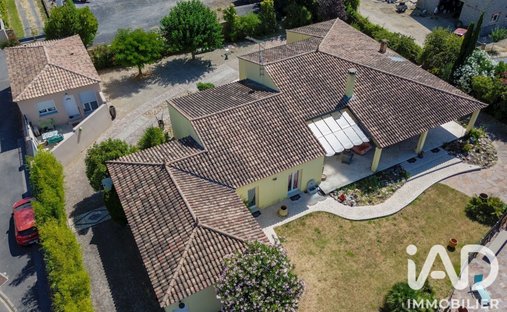House in Puissalicon, Occitania, France 1