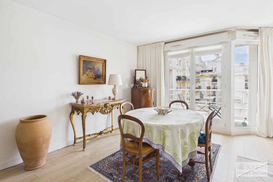 Apartment in Hôtel de Ville, Courbevoie, France 5 - 18389791