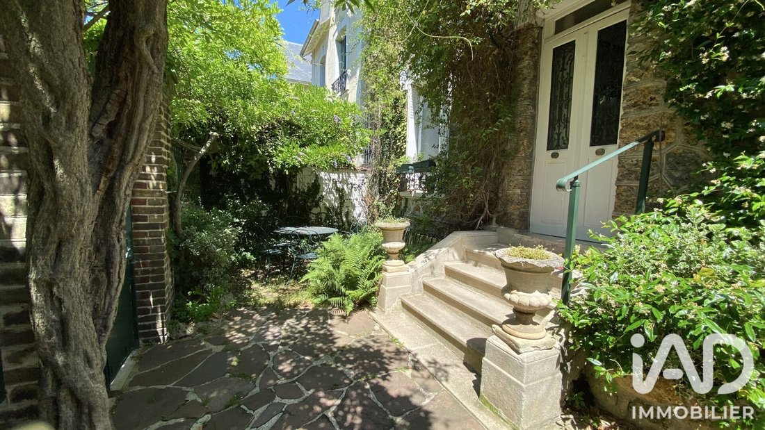 House in Bois-Colombes, Ile-de-France, France 2 - 18392086