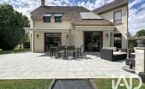 House in Vieille-Eglise-en-Yvelines, Ile-de-France, France 1