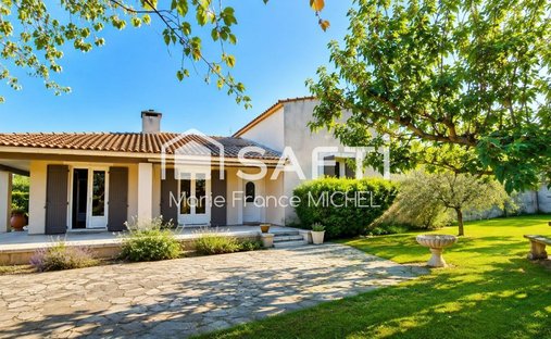 House in Secteur Ouest, Pernes-les-Fontaines, France 1