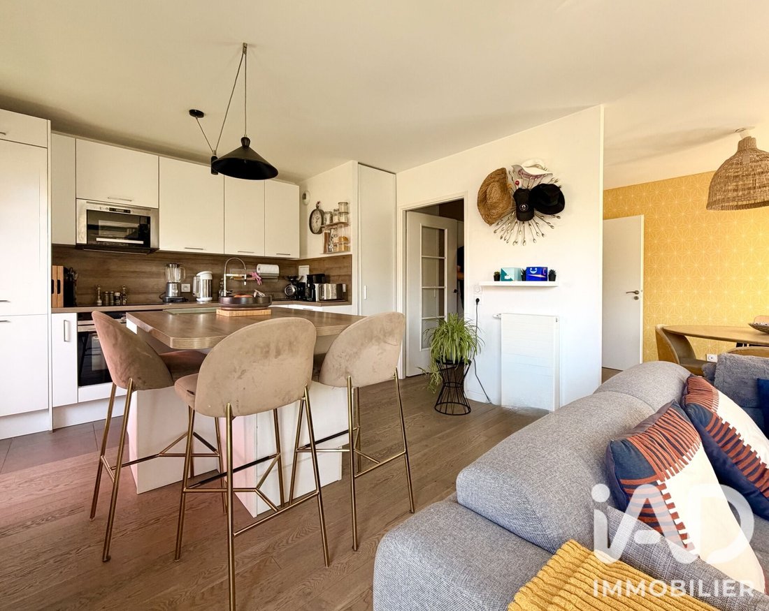 Apartment in La Fontaine-Parc des Sceaux-Croix de Berny-Centre Ville, Antony, France 3 - 18392474