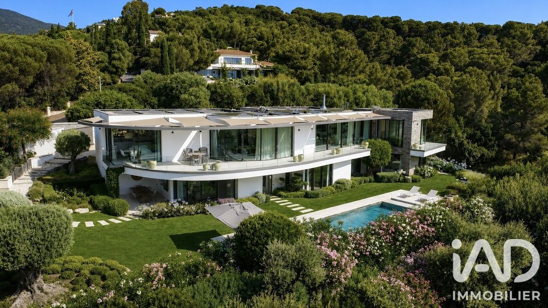 House in Nord, Cavalaire-sur-Mer, France 2 - 18390154