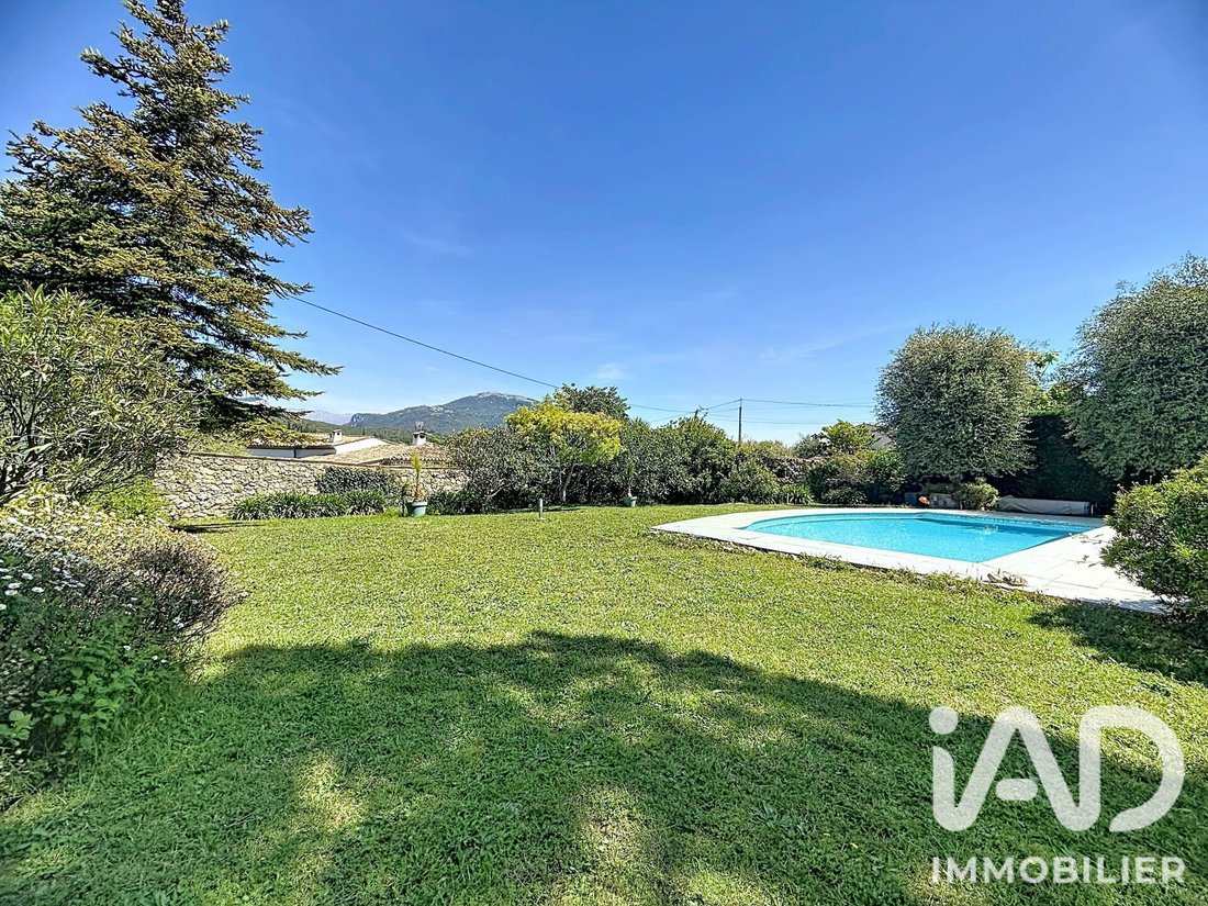 House in Le Rouret, Provence-Alpes-Côte d'Azur, France 5 - 18392489