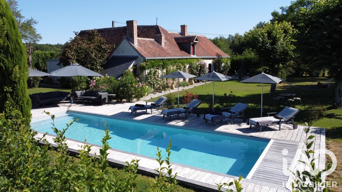 House in Saint-Martin-le-Beau, Centre-Val de Loire, France 2 - 18391253