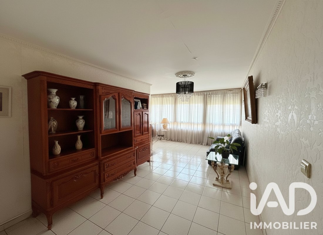 Apartment in Paris 19e Arrondissement, Paris, France 2 - 18390271