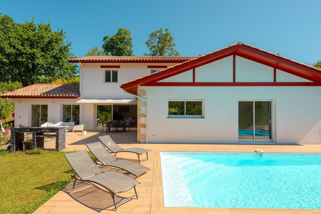 House in Ahetze, Nouvelle-Aquitaine, France 2 - 18389747