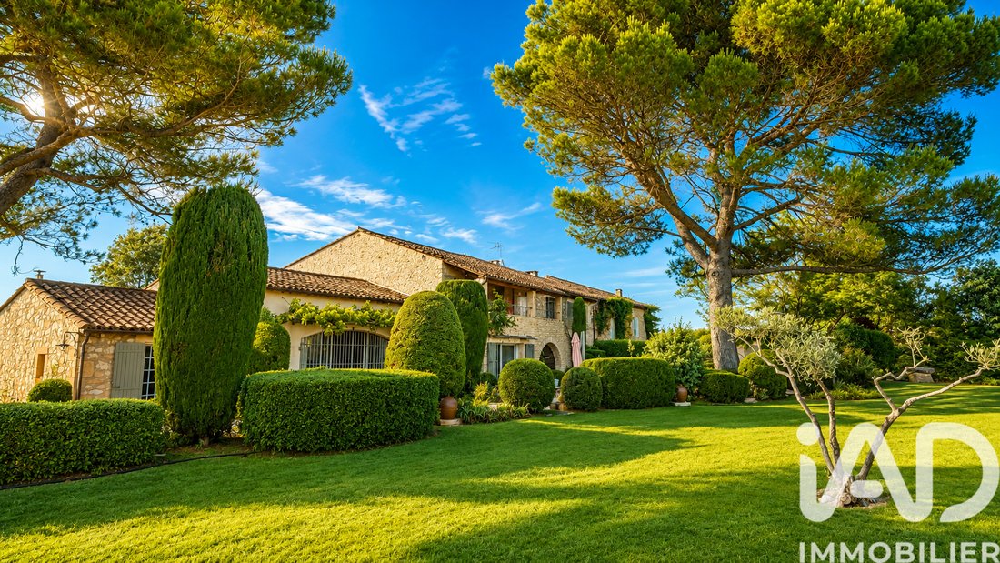 House in Eygalières, Provence-Alpes-Côte d'Azur, France 1 - 18392308