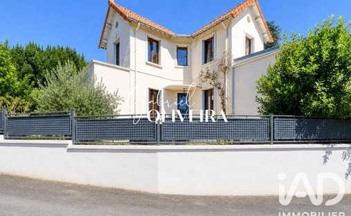 House in Centre Montmorency, Montmorency, France 1