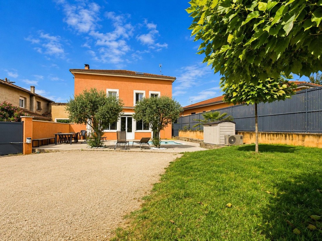 House in Est, Trevoux, France 2 - 18389869