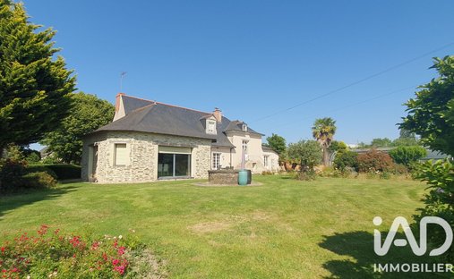 House in Ecouflant, Pays de la Loire, France 1