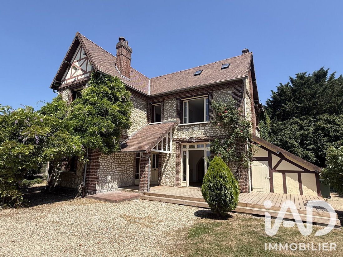 House in Val-de-Reuil, Normandy, France 1 - 18392452