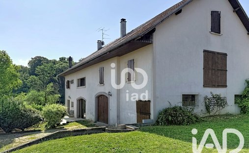 House in Sales, Auvergne-Rhône-Alpes, France 1