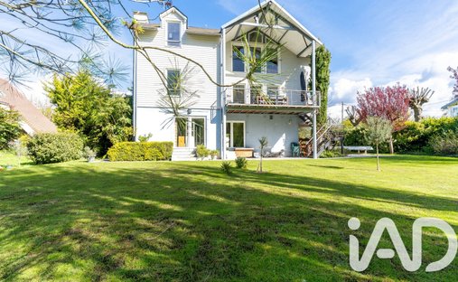 House in Villennes-sur-Seine, Ile-de-France, France 1