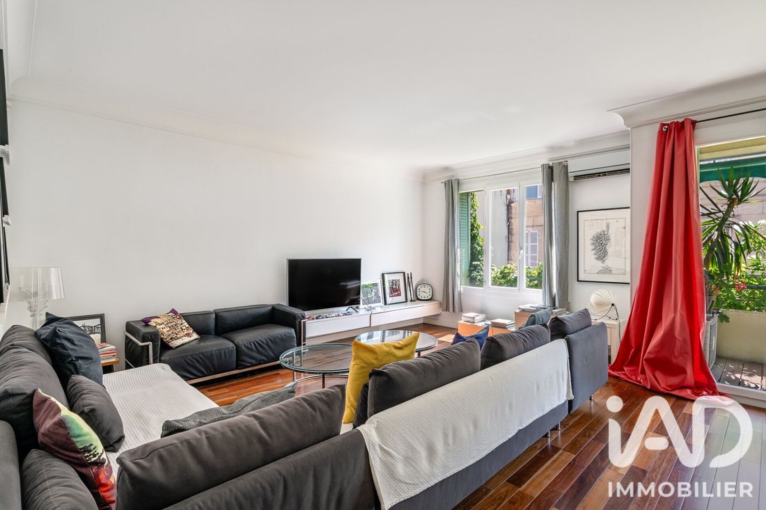 Apartment in Vauban, 6e Arrondissement, Marseille 3 - 18392005