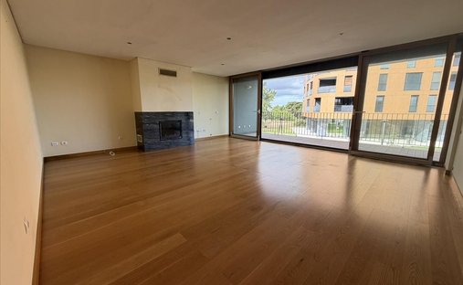 Apartment in Alto do Seixalinho, Santo Andre e Verderena, Setubal, Portugal 1