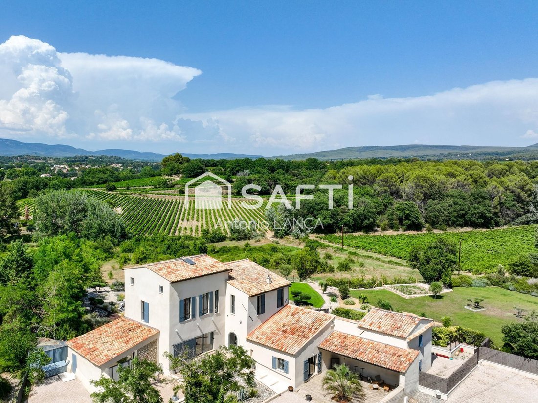 House in Granettes-Jauberte-Sainte Anne, Aix-en-Provence, France 2 - 18389734
