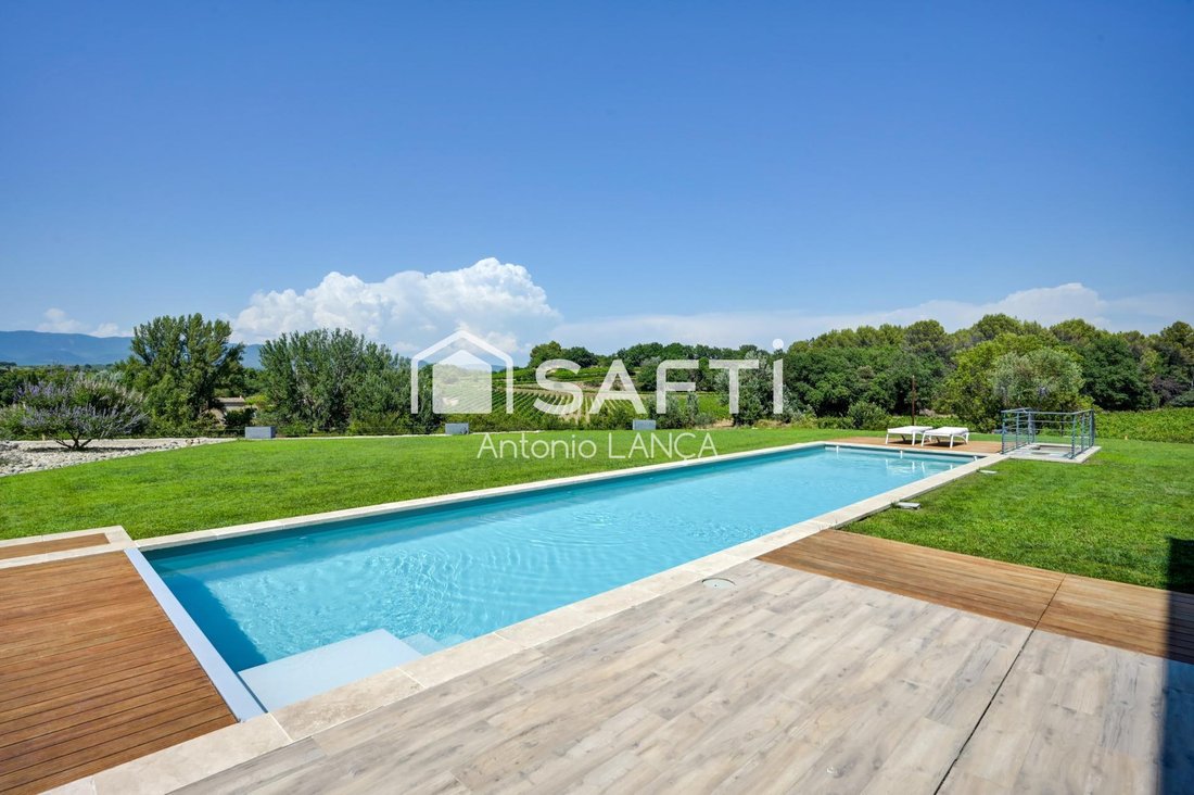 House in Granettes-Jauberte-Sainte Anne, Aix-en-Provence, France 1 - 18389734