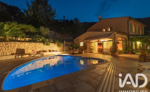 Maison à Sainte Colombe, Vence, France 1