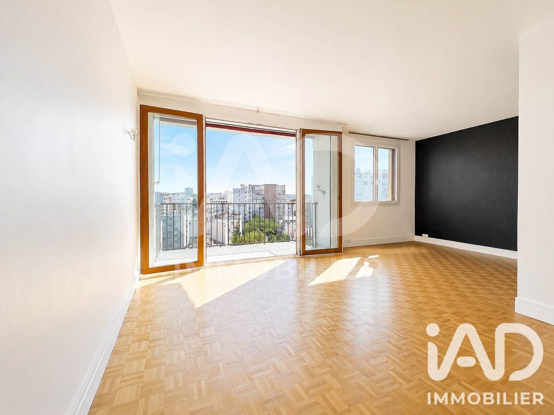 Apartment in Insurrection, Vanves, France 2 - 18391915