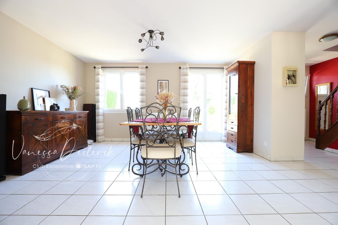 House in Le Val-Saint-Germain, Ile-de-France, France 5 - 18389689