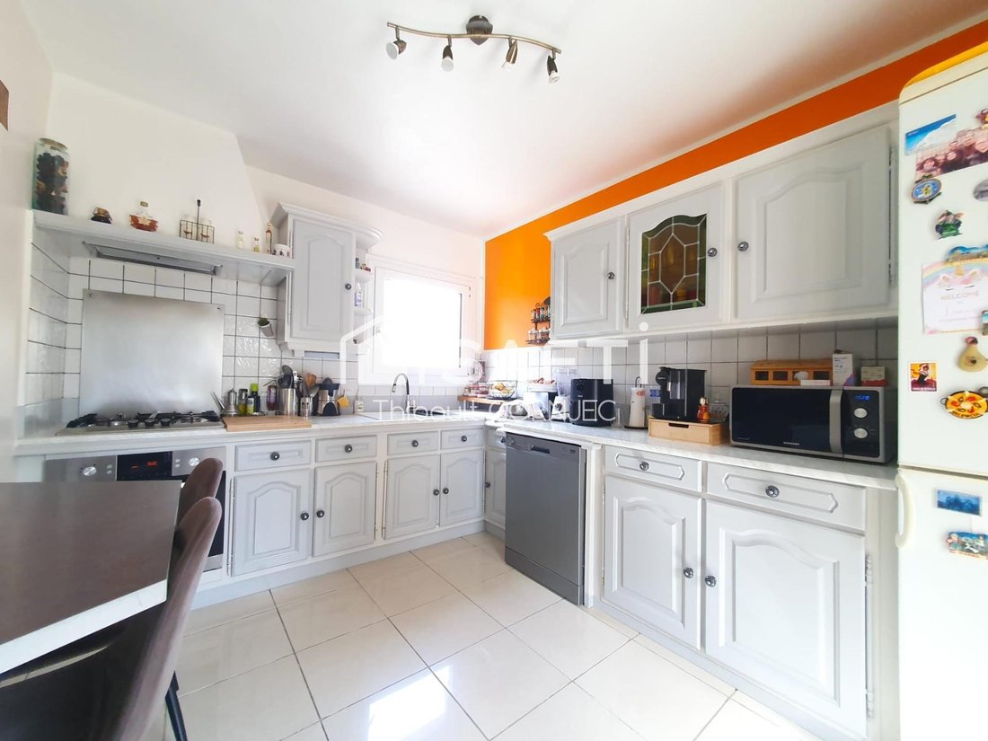 House in Bourron-Marlotte, Ile-de-France, France 5 - 18389801