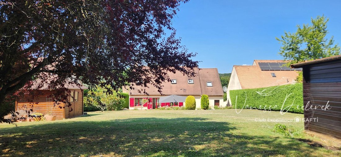 House in Le Val-Saint-Germain, Ile-de-France, France 1 - 18389689