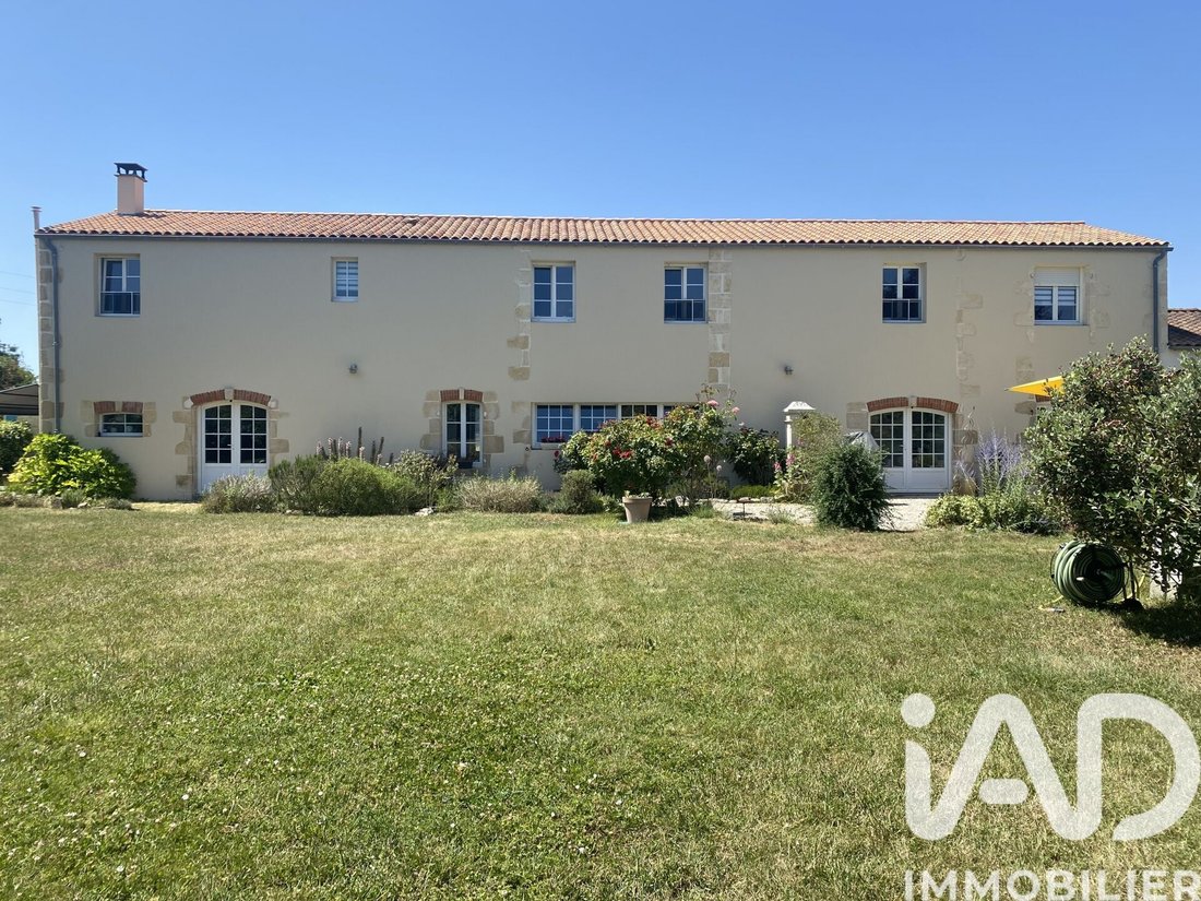 House in Saint-Pierre-la-Noue, Nouvelle-Aquitaine, France 1 - 18390030