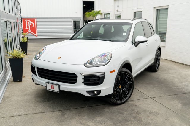 Suv in Bellevue, WA, United States 3 - 18388399