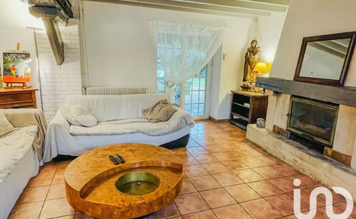 Haus in Villeneuve-le-Comte, Île-de-France, Frankreich 1