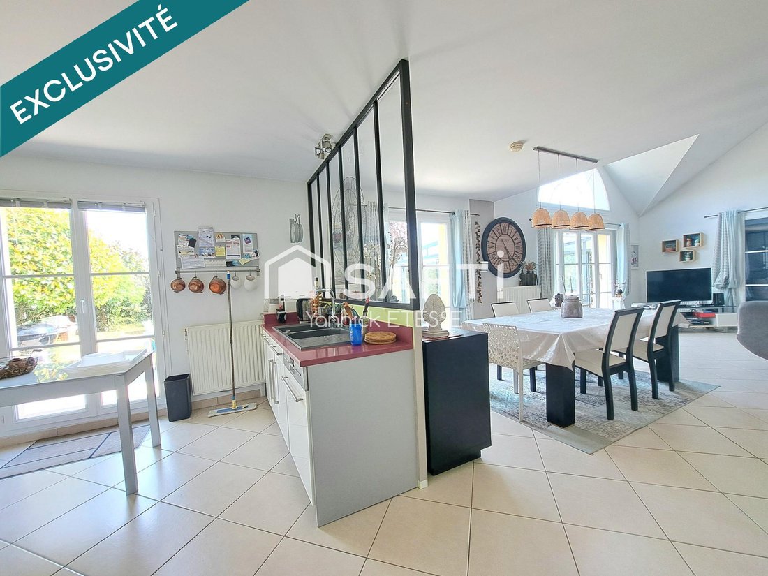 House in Frepillon, Ile-de-France, France 5 - 18389726