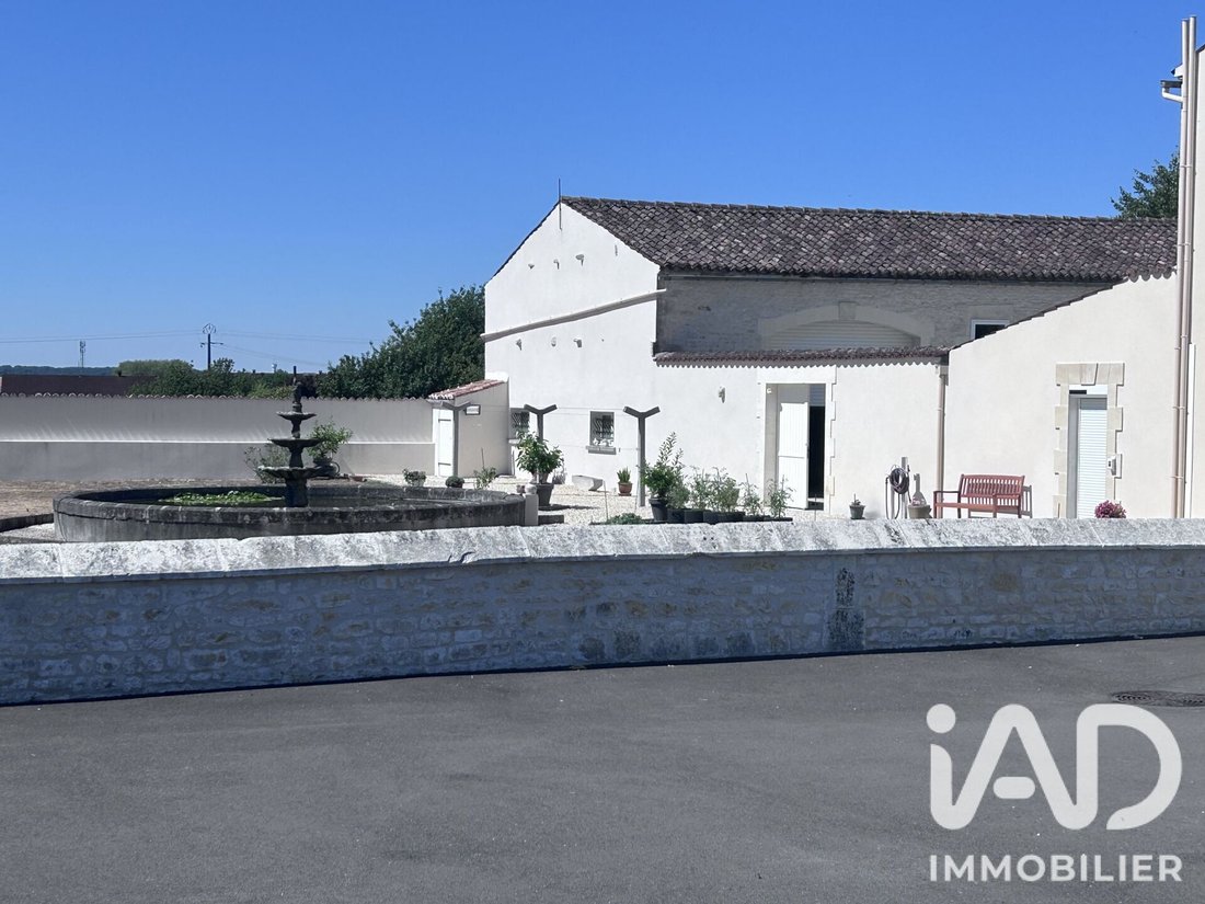 House in Sigogne, Nouvelle-Aquitaine, France 4 - 18392607