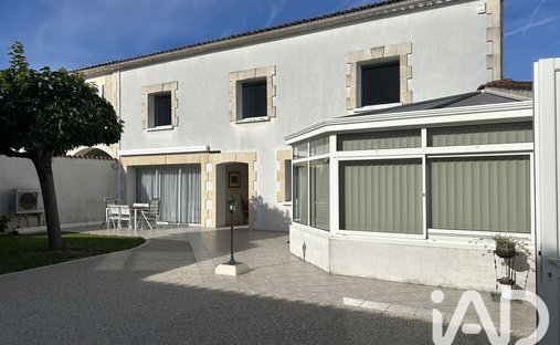 House in Sigogne, Nouvelle-Aquitaine, France 1