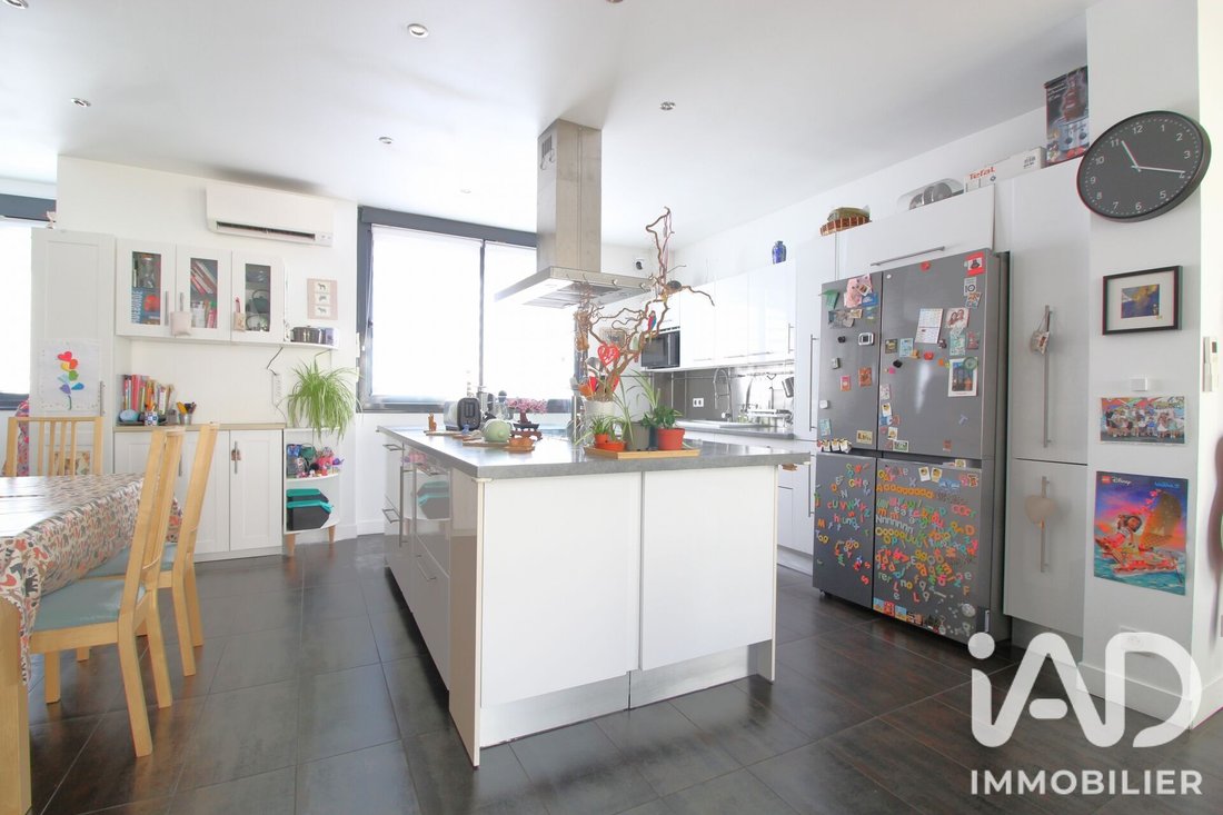 House in Village Doumer, Carrieres-sur-Seine, France 4 - 18392853