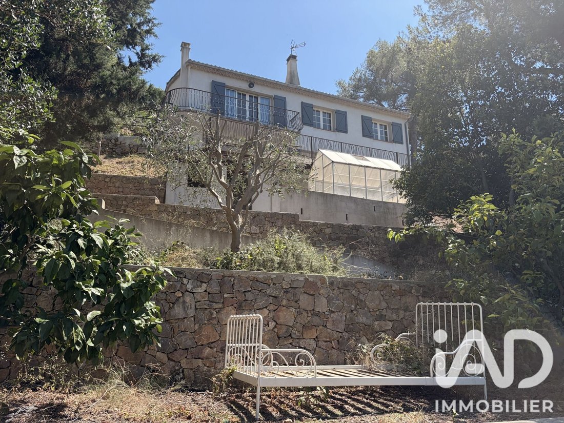House in Hyeres, Provence-Alpes-Côte d'Azur, France 1 - 18390663