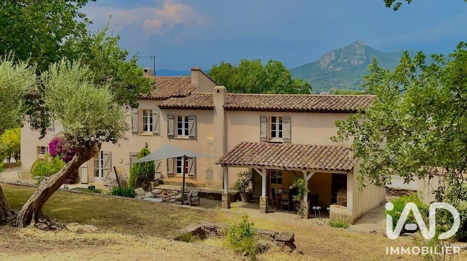 House in Hyeres, Provence-Alpes-Côte d'Azur, France 1 - 18390350