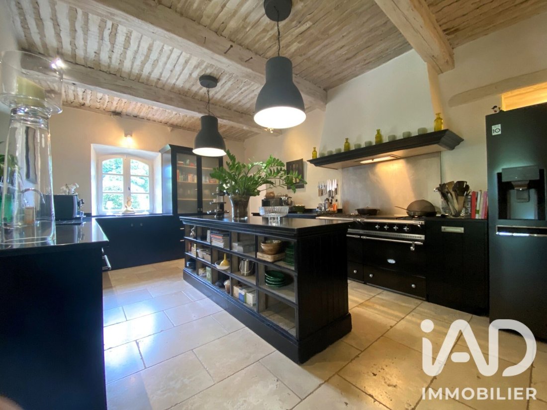House in Ménerbes, Provence-Alpes-Côte d'Azur, France 4 - 18390982
