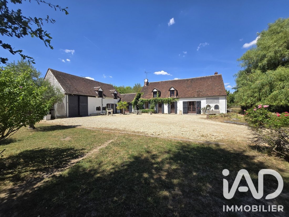 House in Courtenay, Centre-Val de Loire, France 1 - 18390655