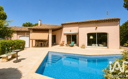 House in Hôpital, Nimes, France 1