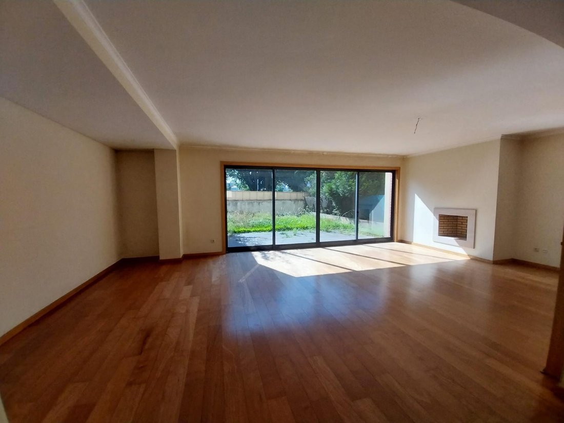 Apartment in Paranhos, Porto District, Portugal 3 - 16861086