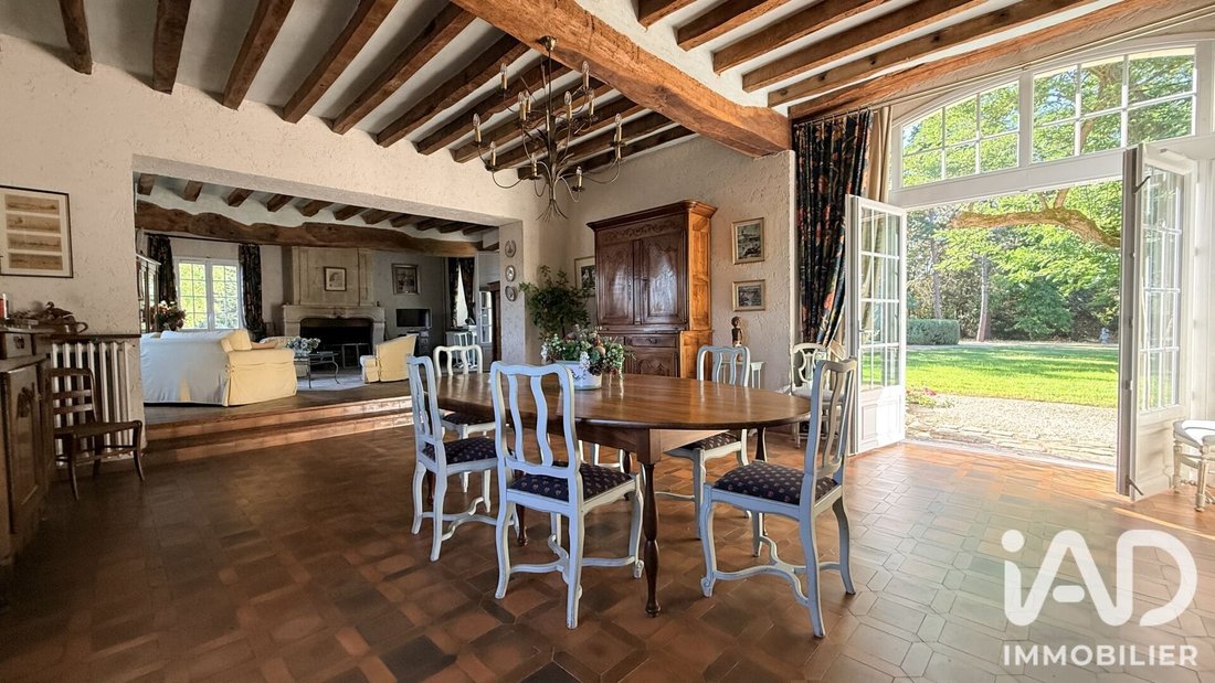 House in Savigny-en-Veron, Centre-Val de Loire, France 4 - 18390165